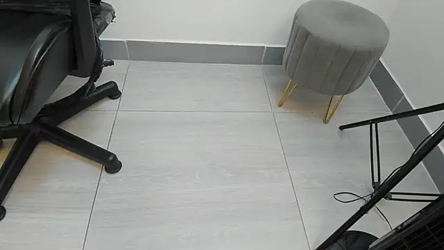 bruno cavalli online show from February 2025 05:18:02 PM