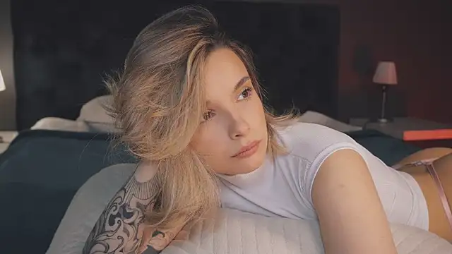 Bella Alita online show from March 2025 08:32:02 PM