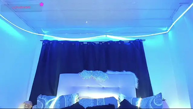 Ethan Boyy online show from April 2026 06:36:02 PM