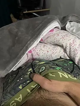 Snapshot of zoltard_1911 chatting on January 2025 01:50:01 AM zoltard 1911 online show from January 2025 01:50:01 AM