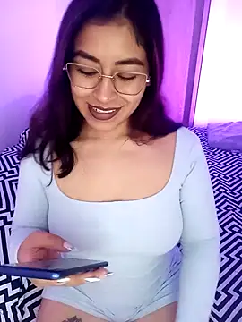 AnonymousGirl online show from May 2026 03:28:01 PM