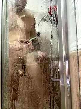 adictocm28 online show from December 2025 09:32:02 PM