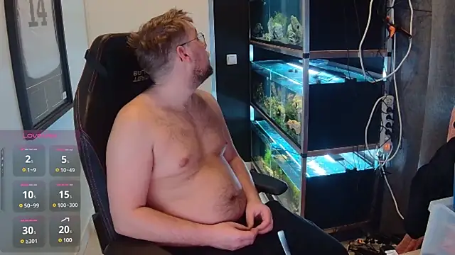 Snapshot of justinitt chatting on January 2025 09:08:01 AM justinitt online show from January 2025 09:08:01 AM