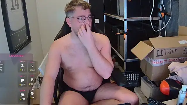 Snapshot of justinitt chatting on February 2025 05:20:01 AM justinitt online show from February 2025 05:20:01 AM