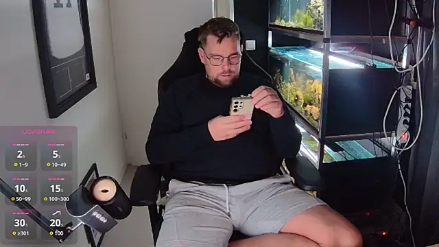 Snapshot of justinitt chatting on February 2025 11:36:01 AM justinitt online show from February 2025 11:36:01 AM