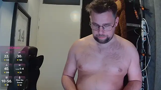 Snapshot of justinitt chatting on February 2025 10:30:01 PM justinitt online show from February 2025 10:30:01 PM