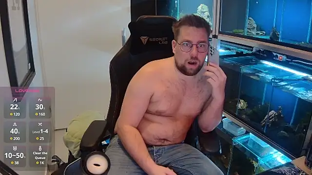 Snapshot of justinitt chatting on February 2025 03:21:01 PM justinitt online show from February 2025 03:21:01 PM