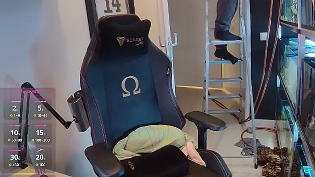 Snapshot of justinitt chatting on February 2025 09:47:01 PM justinitt online show from February 2025 09:47:01 PM