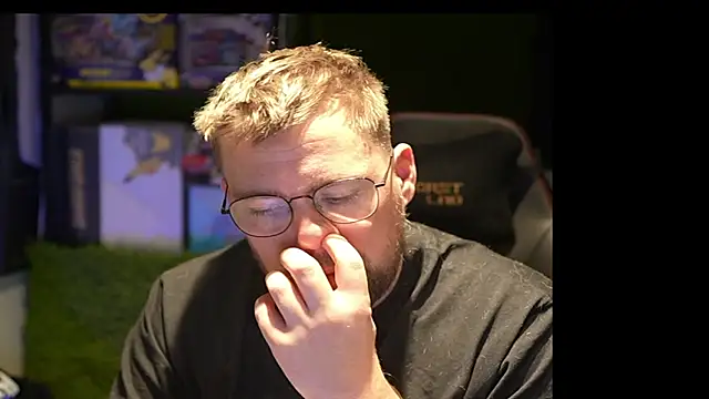 Snapshot of justinitt chatting on September 2025 09:33:02 AM justinitt online show from September 2025 09:33:02 AM