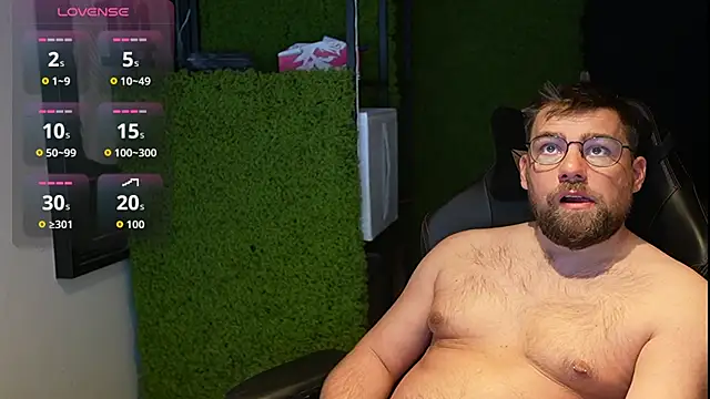 Snapshot of justinitt chatting on September 2025 09:01:02 AM justinitt online show from September 2025 09:01:02 AM