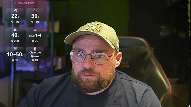 Snapshot of justinitt chatting on October 2025 04:40:02 PM justinitt online show from October 2025 04:40:02 PM