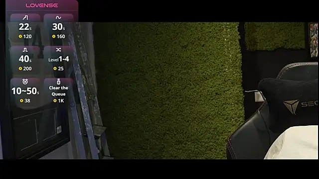 Snapshot of justinitt chatting on October 2025 07:30:02 PM justinitt online show from October 2025 07:30:02 PM