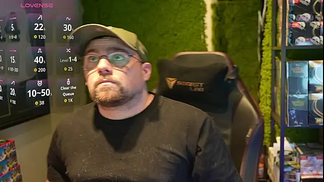 Snapshot of justinitt chatting on November 2025 03:34:01 PM justinitt online show from November 2025 03:34:01 PM