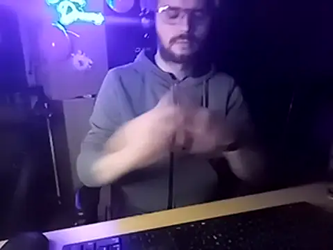 stary-w-kalesonach online show from February 2025 06:32:02 PM