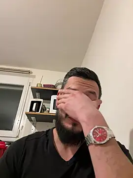 Snapshot of derbyo chatting on January 2025 10:12:02 PM derbyo online show from January 2025 10:12:02 PM