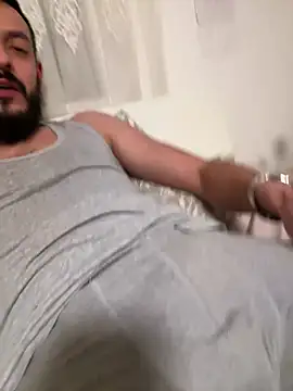 Snapshot of derbyo chatting on January 2025 09:40:02 PM derbyo online show from January 2025 09:40:02 PM