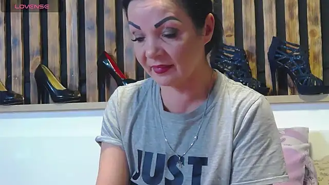 Tory Lovi online show from April 2026 03:58:01 AM