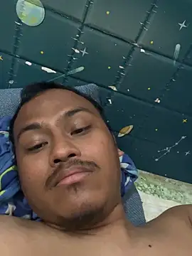 Adlan225 online show from December 2025 05:03:02 AM