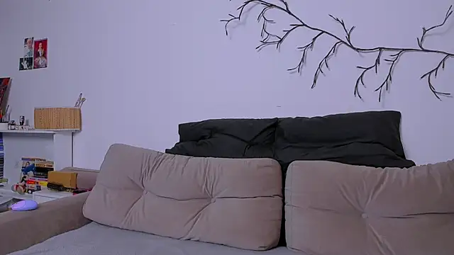 LadyTrep online show from October 2025 06:16:01 PM