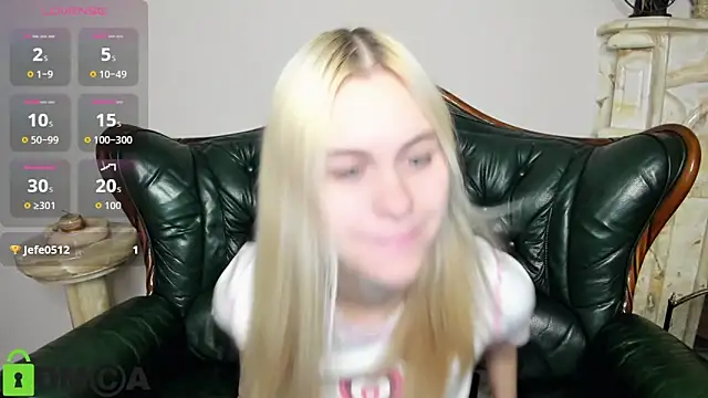 HillEva online show from November 2025 08:37:01 AM