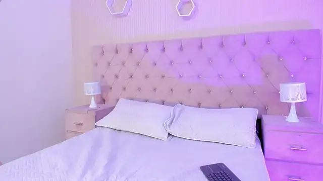 Snapshot of MattThompsonn chatting on September 2025 08:41:01 PM MattThompsonn online show from September 2025 08:41:01 PM