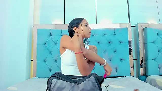 pocahontas pow online show from March 2026 11:49:02 AM