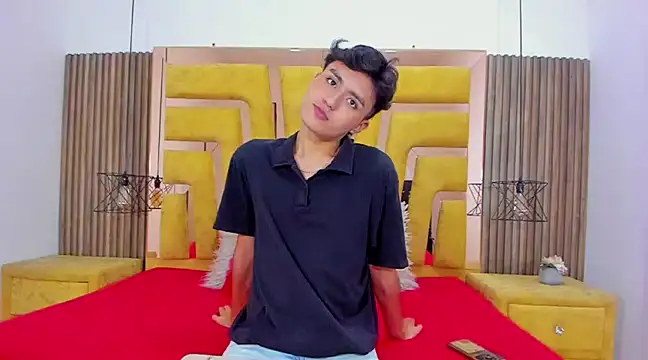 AiddenScott online show from January 2025 02:15:01 AM