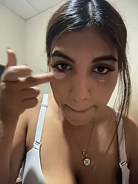 Snapshot of Eva1203 chatting on March 2026 11:22:02 PM Eva1203 online show from March 2026 11:22:02 PM