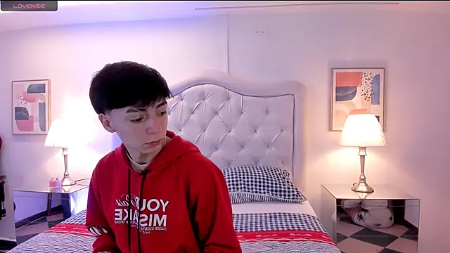 ethan and ava online show from January 2025 01:28:01 PM