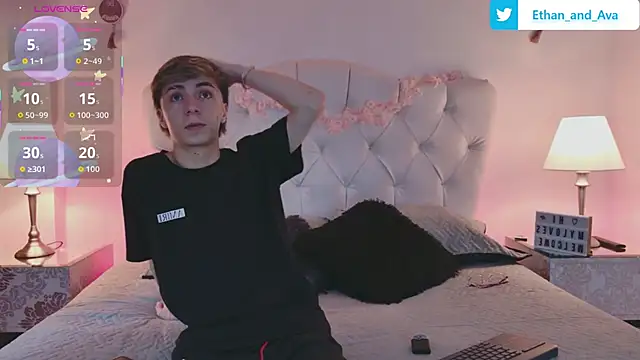 ethan and ava online show from September 2025 01:24:02 PM