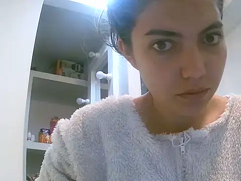 VittoriaTaylor online show from February 2026 11:52:01 AM