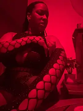 xoxoHotCoCo online show from April 2026 01:49:01 AM