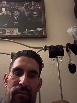 hornycouple818 online show from November 2025 12:15:02 PM