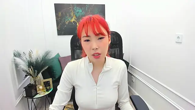 AnnaReyla online show from March 2026 02:08:02 AM