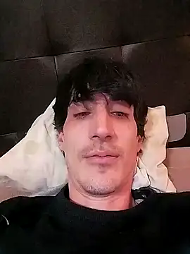 Snapshot of moutt99 chatting on January 2025 05:37:01 PM moutt99 online show from January 2025 05:37:01 PM