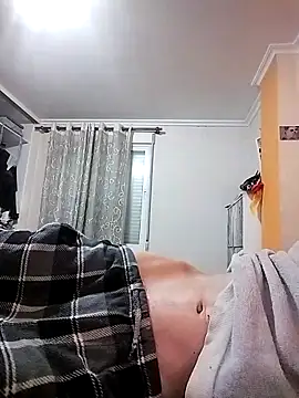 Snapshot of moutt99 chatting on December 2025 07:53:02 PM moutt99 online show from December 2025 07:53:02 PM