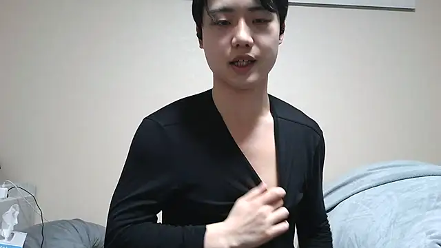 Snapshot of nunnun00 chatting on March 2025 07:18:01 AM nunnun00 online show from March 2025 07:18:01 AM