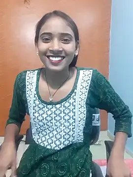 Snapshot of Divya-2007 chatting on February 2025 08:06:01 AM Divya-2007 online show from February 2025 08:06:01 AM