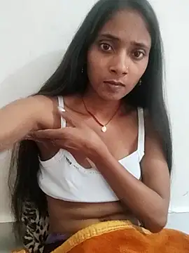 Snapshot of Divya-2007 chatting on November 2025 07:07:01 AM Divya-2007 online show from November 2025 07:07:01 AM