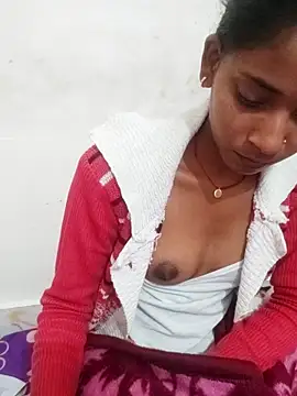 Snapshot of Divya-2007 chatting on December 2025 03:34:02 AM Divya-2007 online show from December 2025 03:34:02 AM