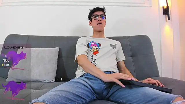 Cum hunters online show from March 2026 03:20:01 AM