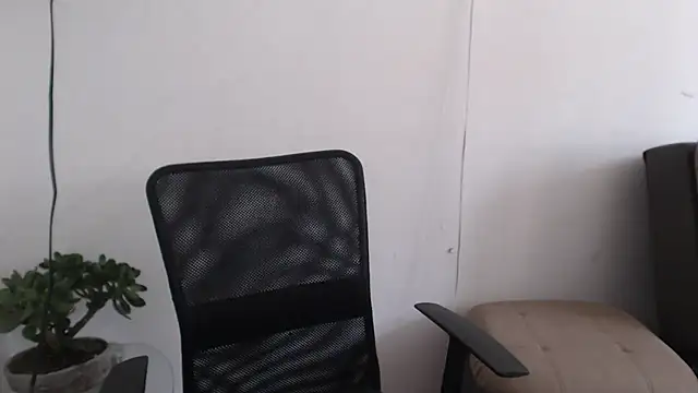 Snapshot of squirt-secret chatting on February 2025 07:31:02 PM squirt-secret online show from February 2025 07:31:02 PM