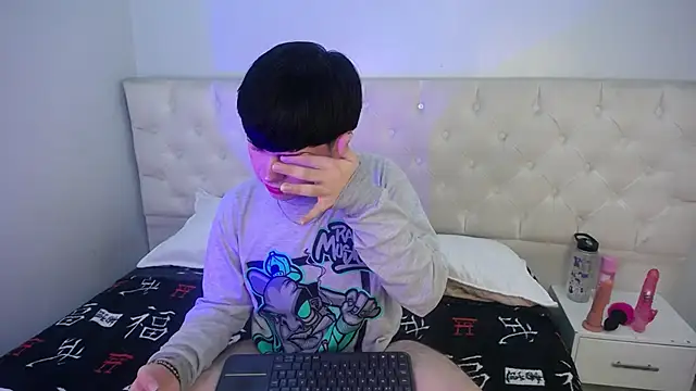 Snapshot of dalmonn_lennoxx chatting on March 2025 08:22:01 PM dalmonn lennoxx online show from March 2025 08:22:01 PM