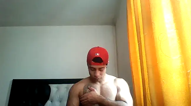 davidcr89 online show from February 2025 09:31:02 PM