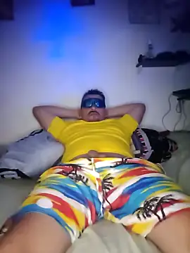 Zeus0403 online show from December 2025 10:06:01 PM