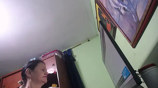 jazmin mature  online show from February 2025 12:16:02 PM