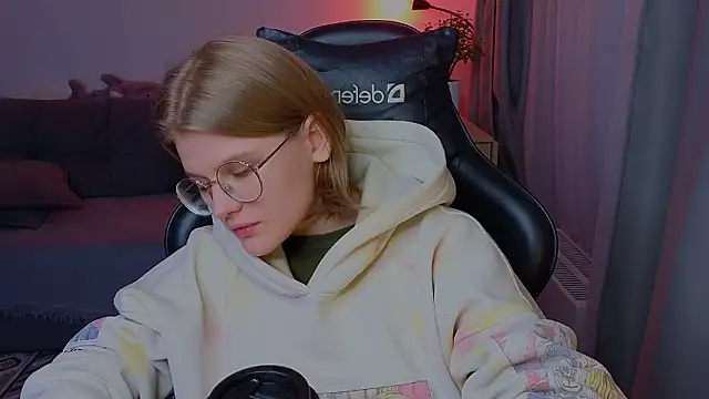  JessieVibes online show from February 2026 03:04:02 PM