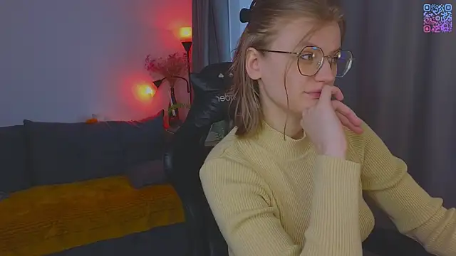  JessieVibes online show from April 2026 02:23:02 PM