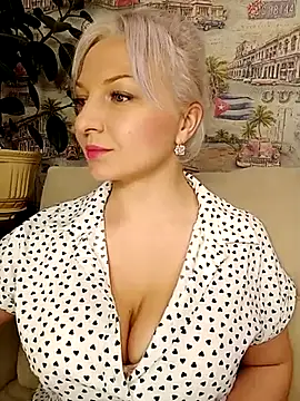 Anesteishen online show from February 2025 06:39:01 AM