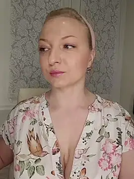 Anesteishen online show from February 2026 04:27:02 AM